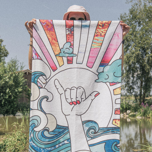 Hang Loose Beach Towel – Soft & Water-Absorbent Surfer Towel