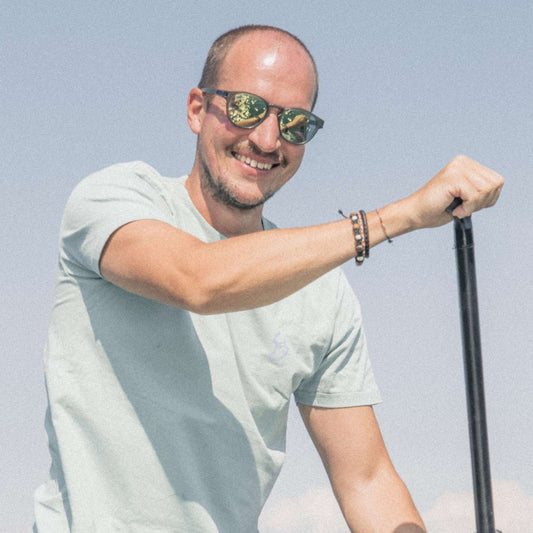 For the Finns Herren / Unisex T-Shirt | Wild Tides