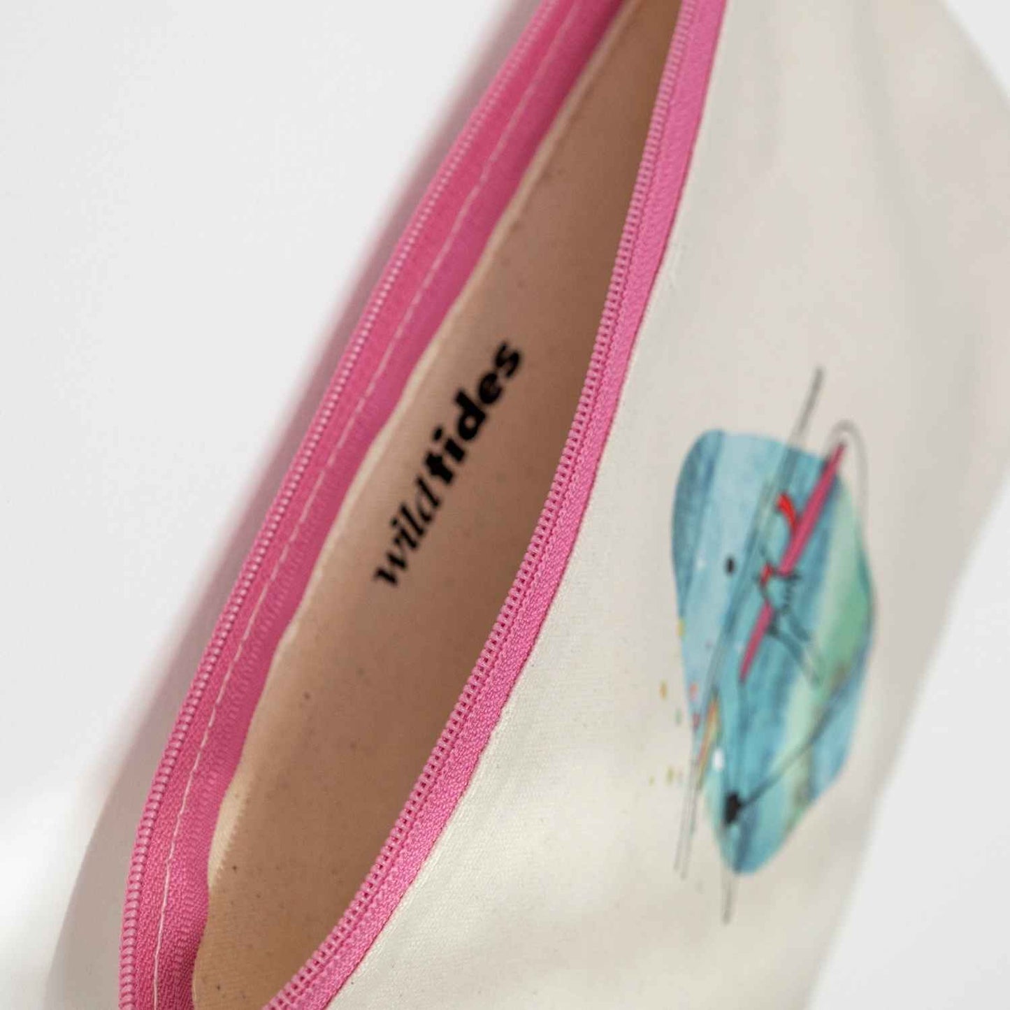 "Line Up" Beauty Bag – Cotton cosmetic bag with surf motif | Wild Tides