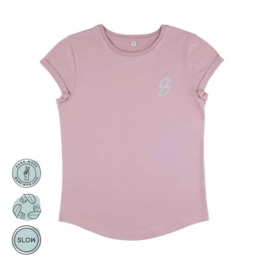 lilac damen T-Shirt mit wildtides finnen Logo auf der Brust