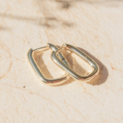 18k gold-plated U-shaped earrings – for women | Wild Tides
