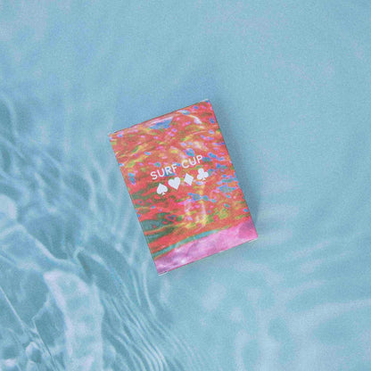 Surf Cup – Wasserabweisende Spielkarten für Surfer & Abenteurer  | Wild Tides